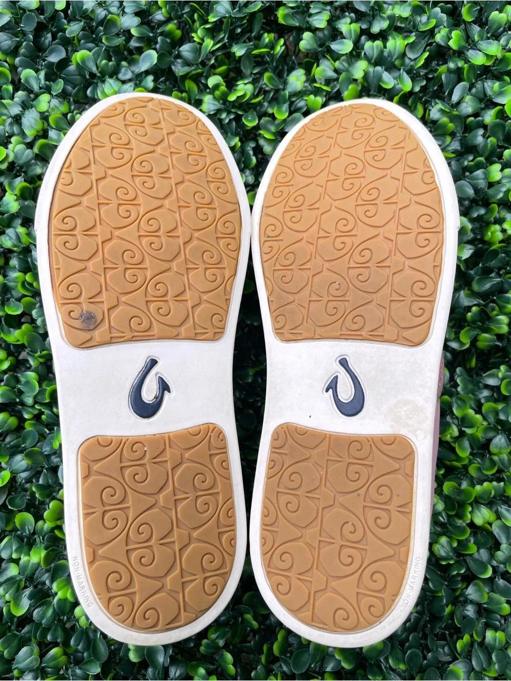 Olukai Womens Shoes Size 7.5 Pehuea Pink Slip On Low Top Comfort Casual